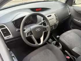 Hyundai i20 (2009) thumbnail 8
