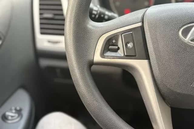 Hyundai i20 (2009) thumbnail 9