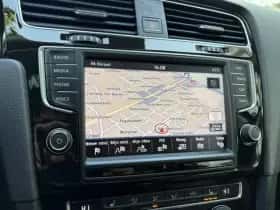 Volkswagen Golf (2013) thumbnail 11
