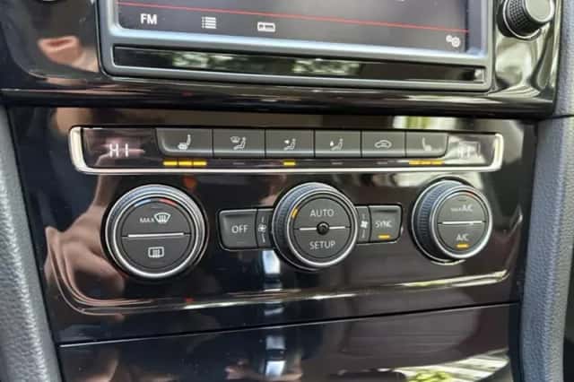 Volkswagen Golf (2013) thumbnail 12