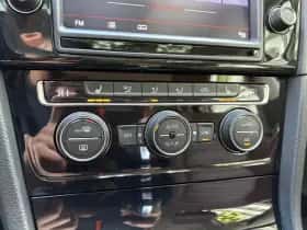 Volkswagen Golf (2013) thumbnail 12