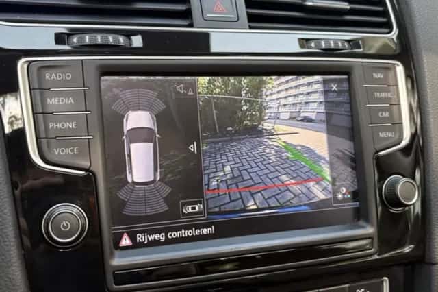 Volkswagen Golf (2013) thumbnail 13