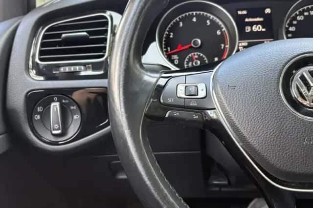 Volkswagen Golf (2013) thumbnail 8