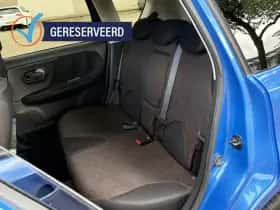 Nissan Note (2009) thumbnail 16
