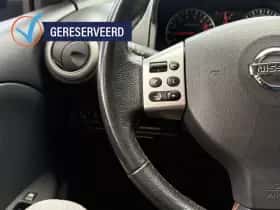 Nissan Note (2009) thumbnail 9