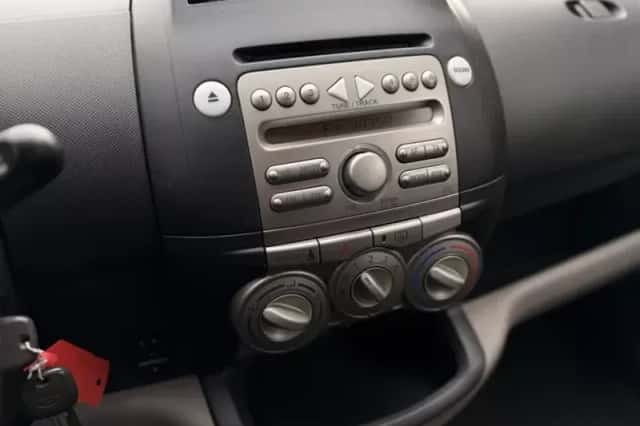 Daihatsu Sirion (2006) thumbnail 9