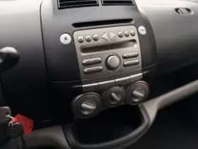 Daihatsu Sirion (2006) thumbnail 9