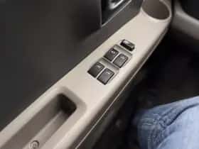 Daihatsu Sirion (2006) thumbnail 10