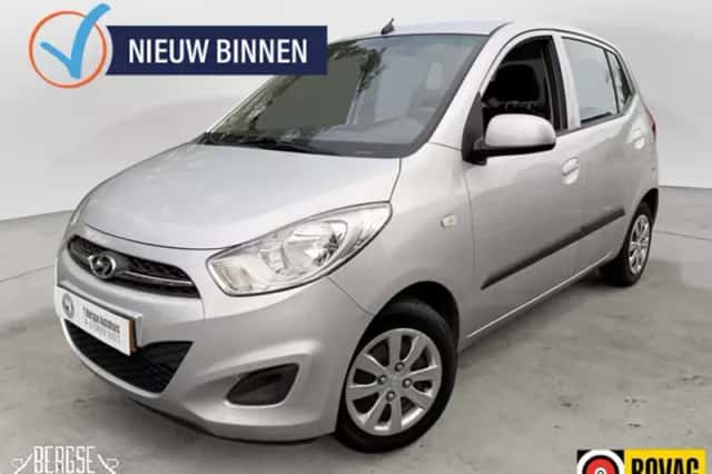 Hyundai i10 (2011) thumbnail 1