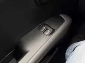 Hyundai i10 (2011) thumbnail 13