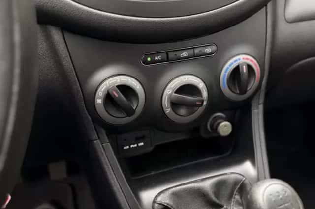 Hyundai i10 (2011) thumbnail 9