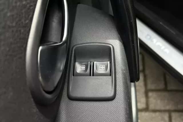 Dacia Logan (2017) thumbnail 18