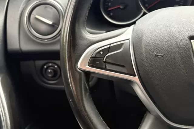 Dacia Logan (2017) thumbnail 9