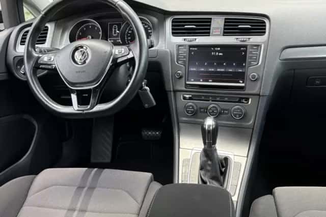 Volkswagen Golf (2013) thumbnail 8