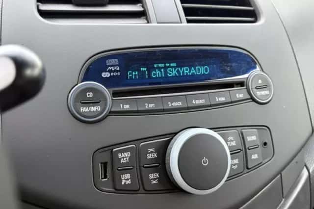 Chevrolet Spark (2011) thumbnail 9