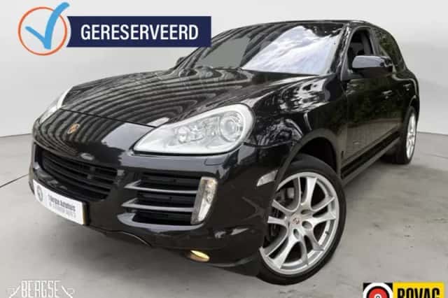 Porsche Cayenne (2008) thumbnail 1