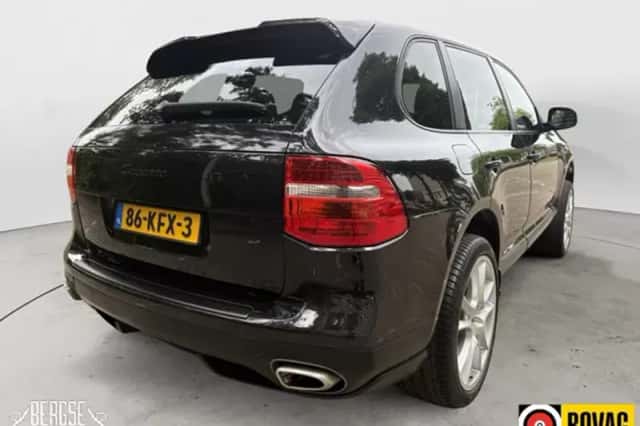 Porsche Cayenne (2008) thumbnail 3