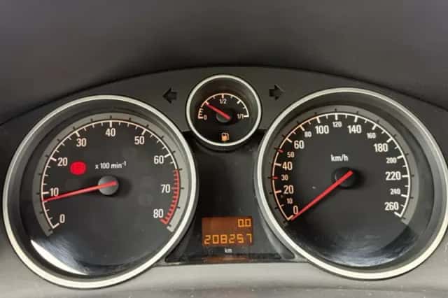 Opel Astra (2007) thumbnail 23