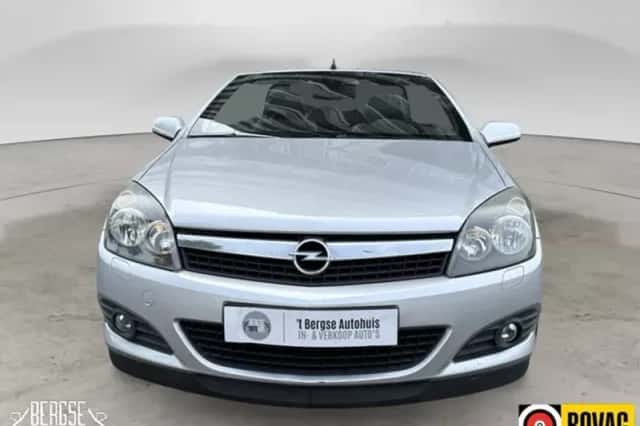 Opel Astra (2007) thumbnail 5