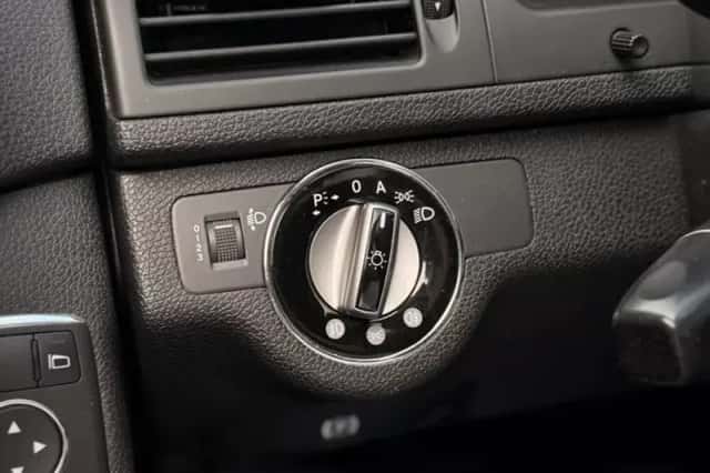Mercedes-Benz C-Klasse (2009) thumbnail 14