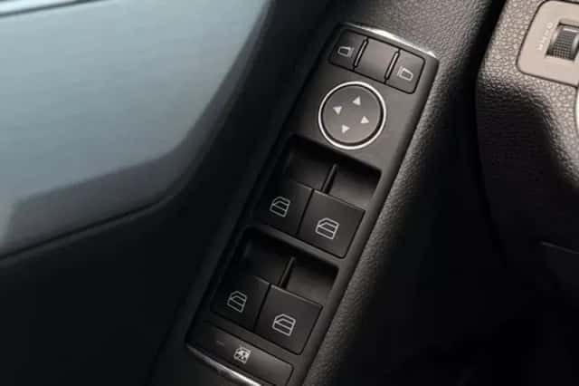 Mercedes-Benz C-Klasse (2009) thumbnail 15