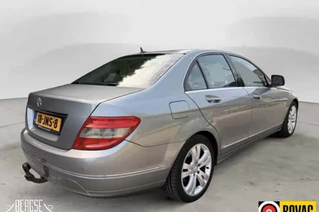 Mercedes-Benz C-Klasse (2009) thumbnail 3