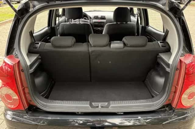 Kia Picanto (2010) thumbnail 15