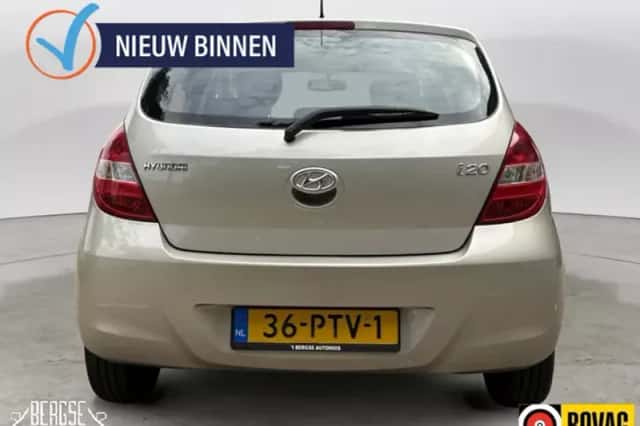 Hyundai i20 (2011) thumbnail 6