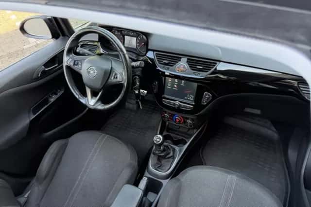 Opel Corsa (2017) thumbnail 2