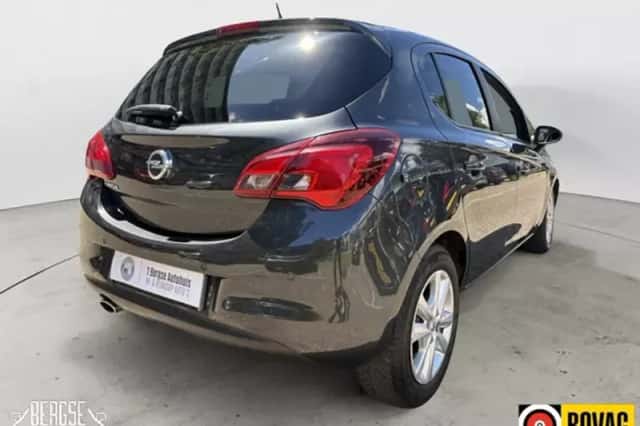 Opel Corsa (2017) thumbnail 3