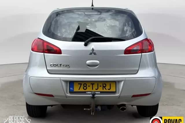 Mitsubishi Colt (2006) thumbnail 6