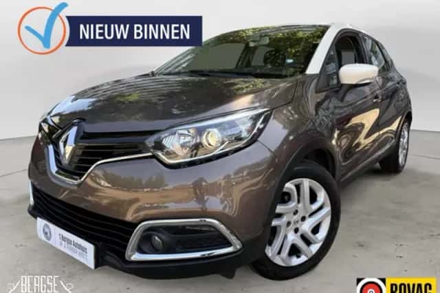 Renault Captur (2015) thumbnail 1