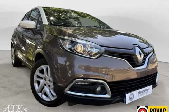 Renault Captur (2015) thumbnail 4