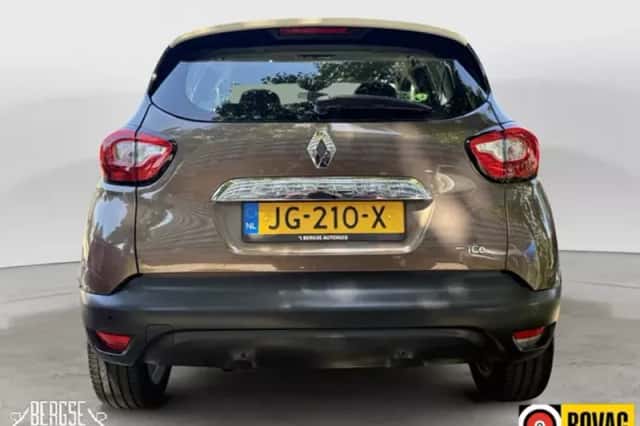 Renault Captur (2015) thumbnail 6