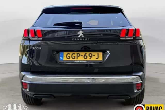 Peugeot 3008 (2019) thumbnail 6