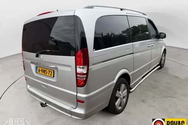 Mercedes-Benz Viano (2011) thumbnail 3