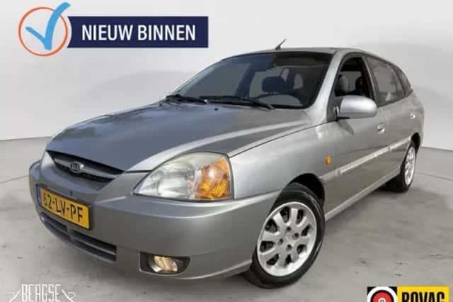Kia Rio (2003) thumbnail 1