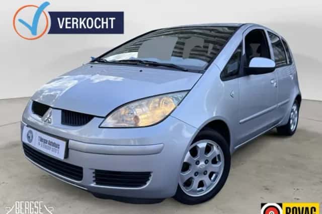 Mitsubishi Colt (2007) thumbnail 1