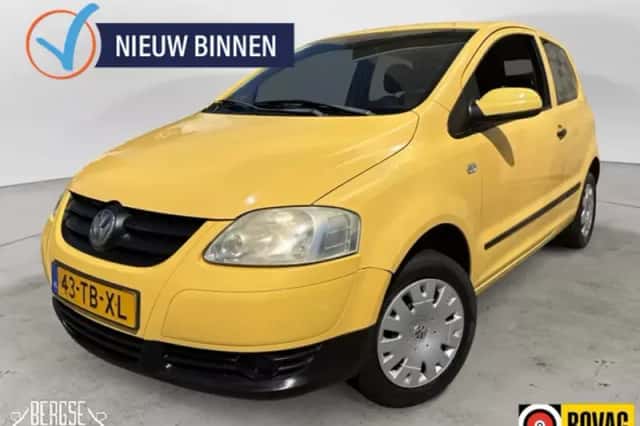 Volkswagen Fox (2006) thumbnail 1