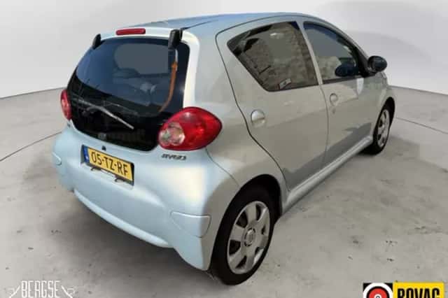 Toyota Aygo (2007) thumbnail 3