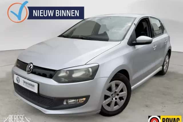 Volkswagen Polo (2011) thumbnail 1