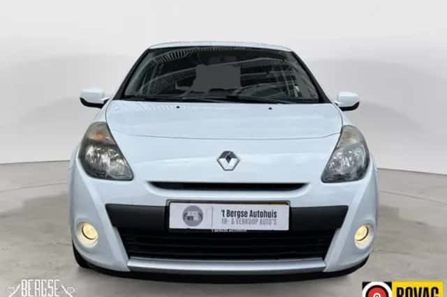 Renault Clio (2010) thumbnail 5