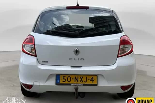 Renault Clio (2010) thumbnail 6