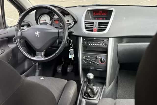 Peugeot 207 (2009) thumbnail 2