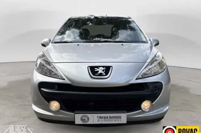 Peugeot 207 (2009) thumbnail 5