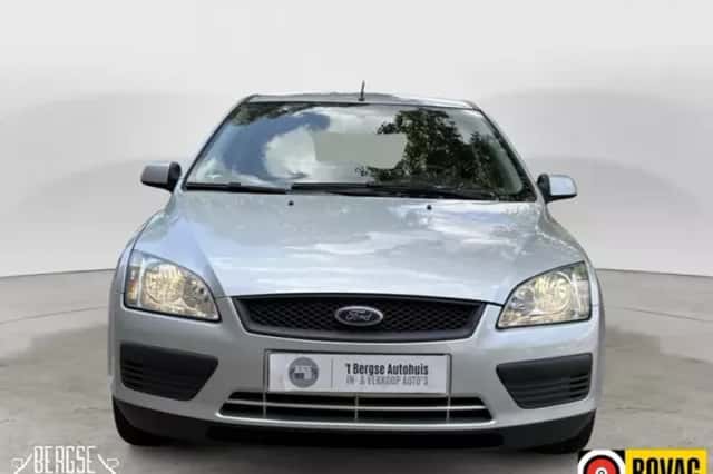 Ford Focus (2006) thumbnail 5