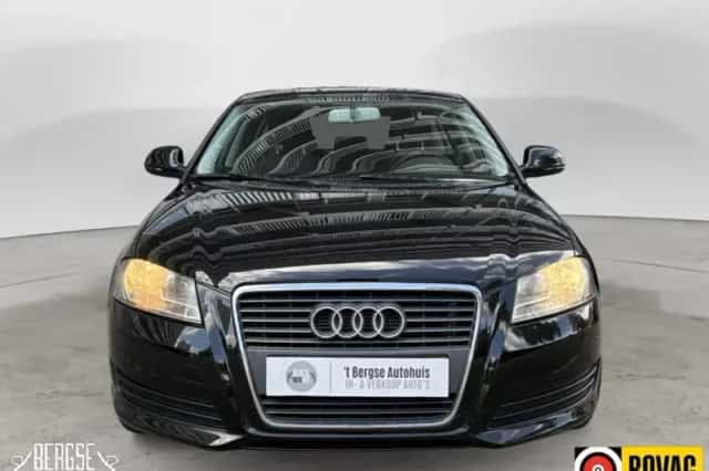 Audi A3 (2009) thumbnail 5
