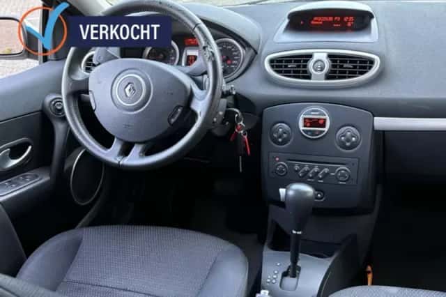 Renault Clio (2008) thumbnail 2