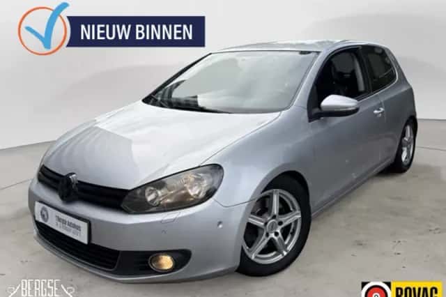 Volkswagen Golf (2008) thumbnail 1