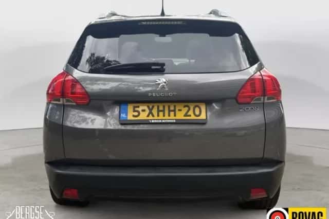 Peugeot 2008 (2014) thumbnail 6